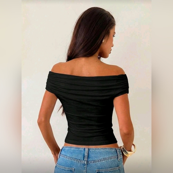 Aloruh Floral Elegant Asymmetric Off-Shoulder Bodycon T-Shirt - Picture 2 of 8